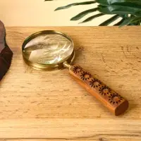 Лупа &laquo;Ватсон&raquo; латунь, манговое дерево, 8&times;8&times;20 см