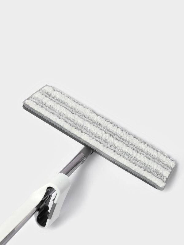 Швабра с отжимом, противоударная, со сгоном, стальная ручка, 2 проф. насадки 36х11х130 см