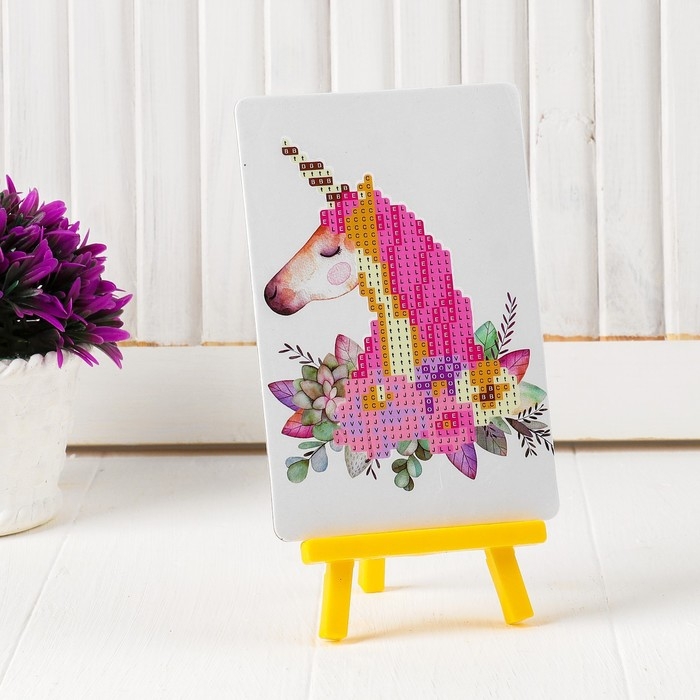 Алмазная вышивка &laquo;Единорог с цветами&raquo;, 10 &times; 15 см, с подставкой, с частичным заполнением