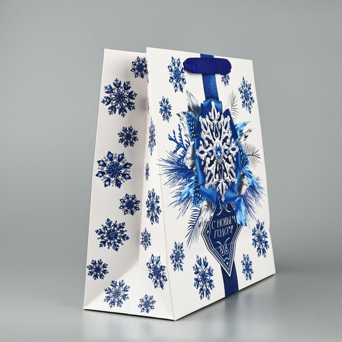 Пакет подарочный новогодний ламинированный квадратный &laquo;С Новым годом&raquo;, 30 х 30 х 12 см , Новый год