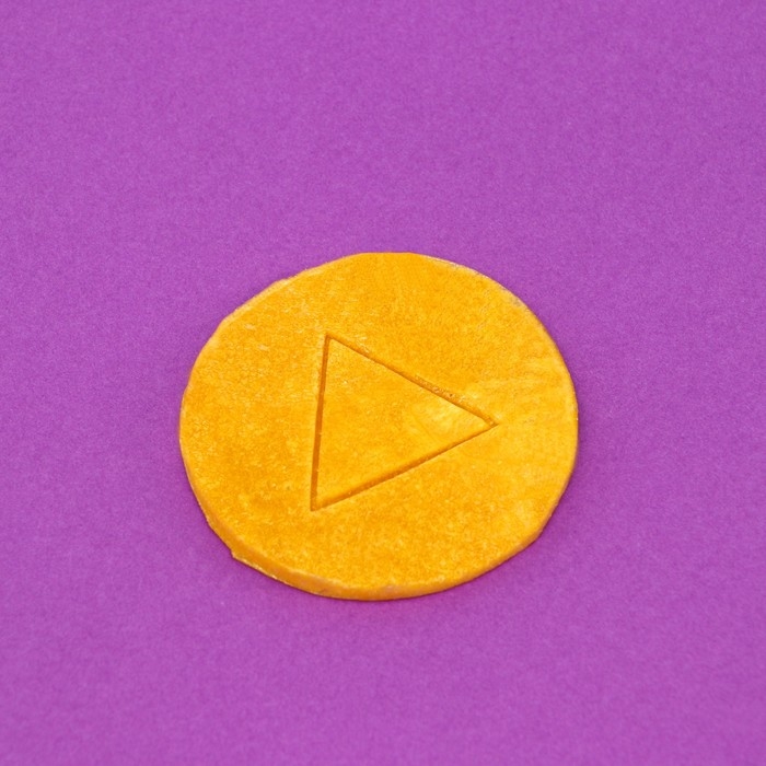 Леденец &laquo;Сахарные соты&raquo;: игра в кальмара, треугольник, 30 г