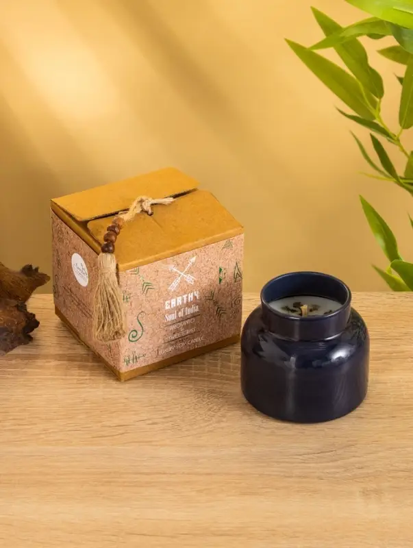 Свеча с травами в банке  Earthy collection "Palo Santo&Sweet grass" 200 гр, соевый воск