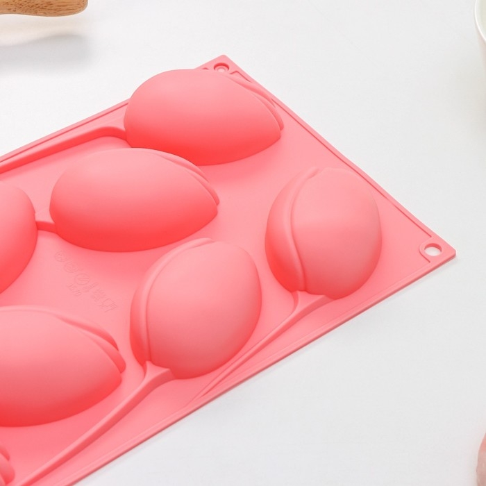 Форма для выпечки Доляна &laquo;Тюльпаны&raquo;, силикон, 8 ячеек, 30&times;17,5&times;3 см, цвет розовый