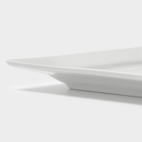 Тарелка квадратная 20 см