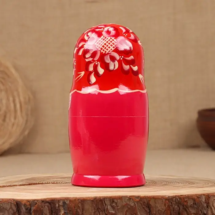 Матрёшка дерево &laquo;Надя&raquo;, красно-розовое платье, 5-кукольная, 19 см