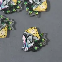 Декор для творчества акрил двусторонний "Мухомор и кристаллы" 3,7х3,3х0,2 см