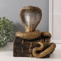 Копилка"КОБРА НА СУНДУКЕ "  20 х 17 х 12 см.