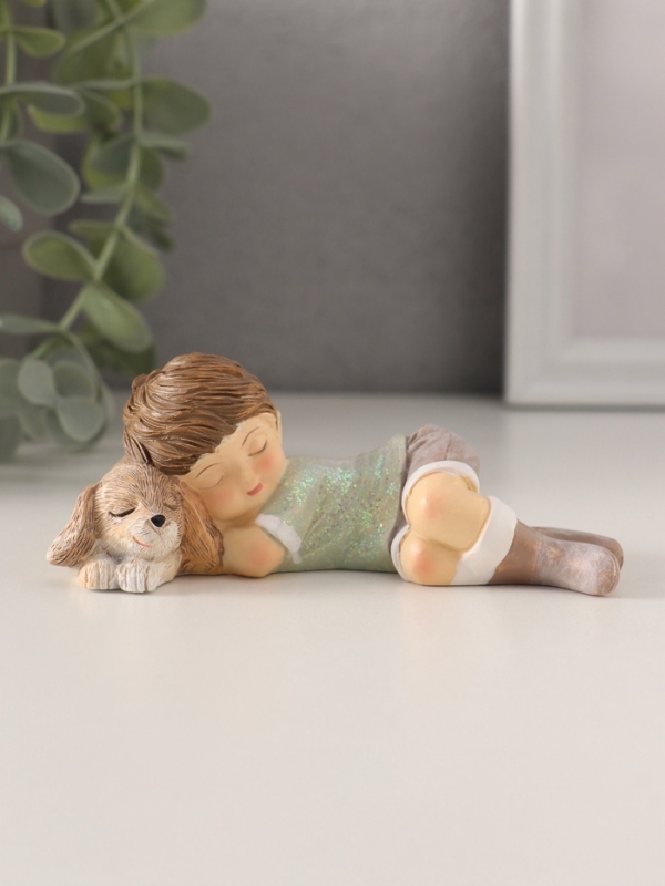 Сувенир полистоун "Лучшие друзья - малыш и собака" 11х6,5х4 см