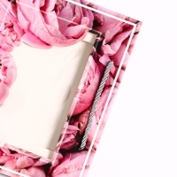 Пакет подарочный с окном "Цветы", 25 х 10 х 22 см