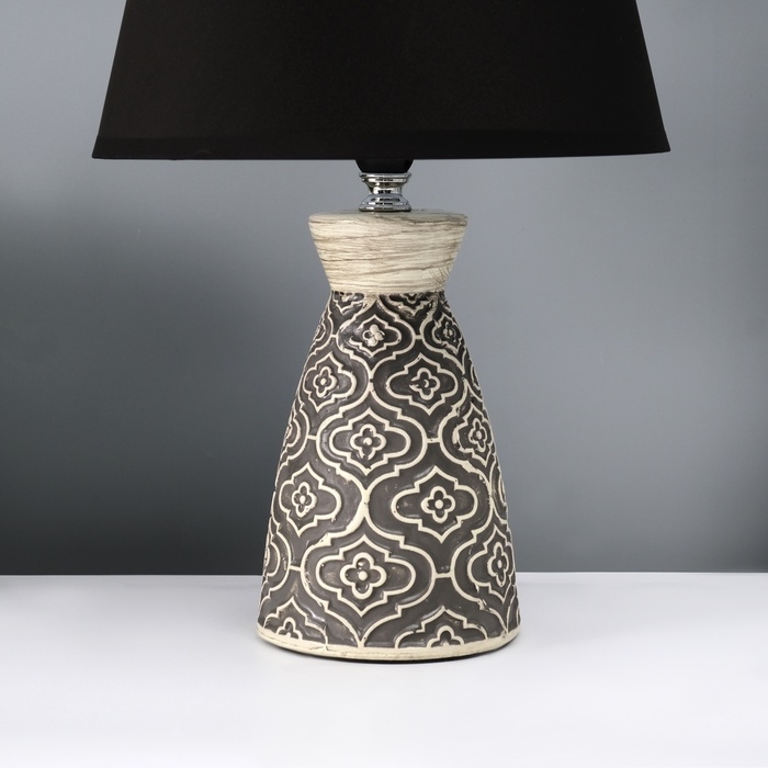 Настольная лампа с абажуром RISALUX &laquo;Лина&raquo;, Е14, 40 Вт, 22.5&times;22.5&times;36 см