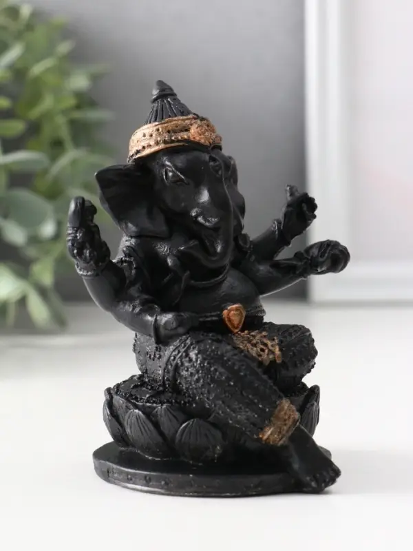 Фигура &laquo;Ганеш на лотосе&raquo;, 10.5&times;9&times;8 см, чёрная