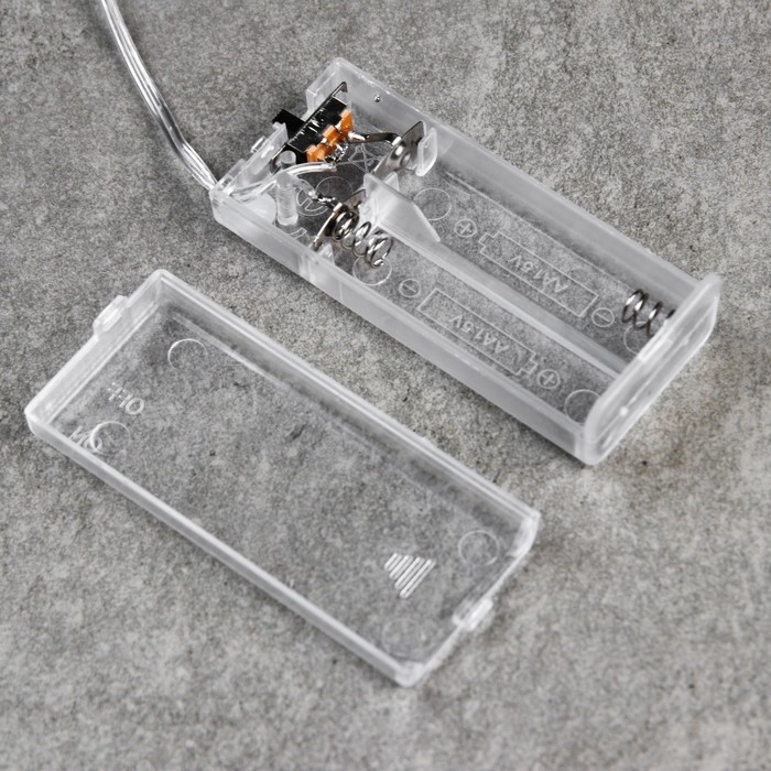 Гирлянда &laquo;Нить&raquo; 1.6 м с насадками &laquo;Шарики со снежинкой&raquo;, IP20, серебристая нить, 15 LED, батарейки ААх2 (нет в комплекте), свечение мульти