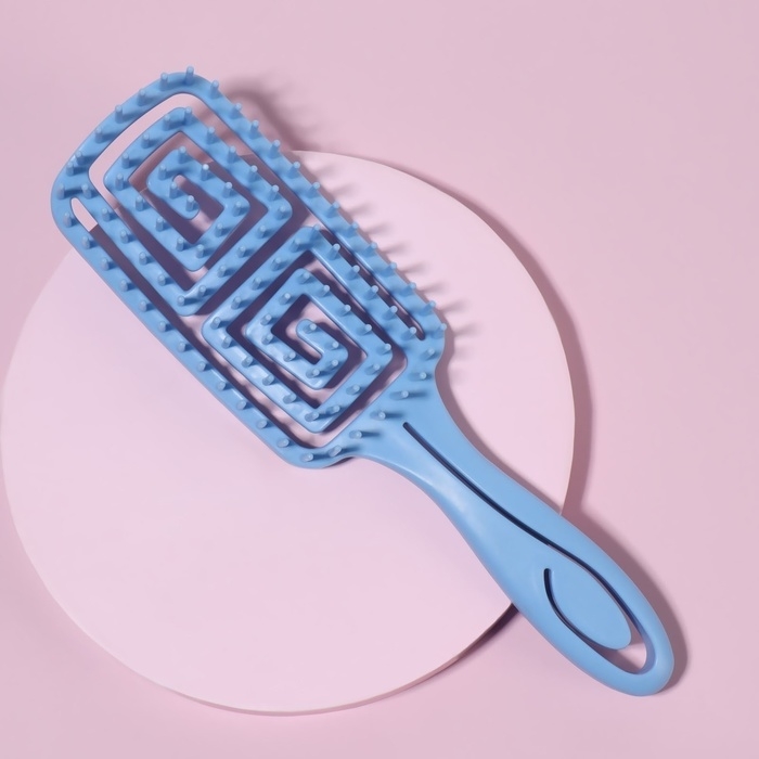Расчёска массажная, прорезиненная ручка, вентилируемая, 6,3 &times; 22 см, цвет МИКС