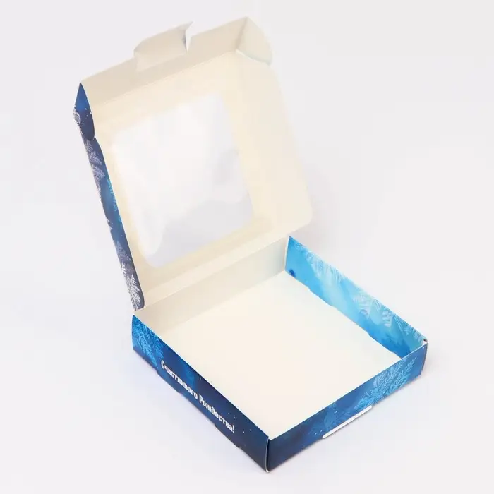 Подарочная коробка сборная с окном &laquo;Зимушка&raquo;, 13&times;13&times;3 см