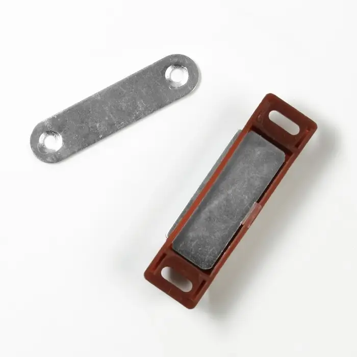 Магнит мебельный M002BR, 60&times;13, средний, коричневый