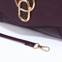 Сумка-клатч на магните, длинный ремень, цвет фиолетовый