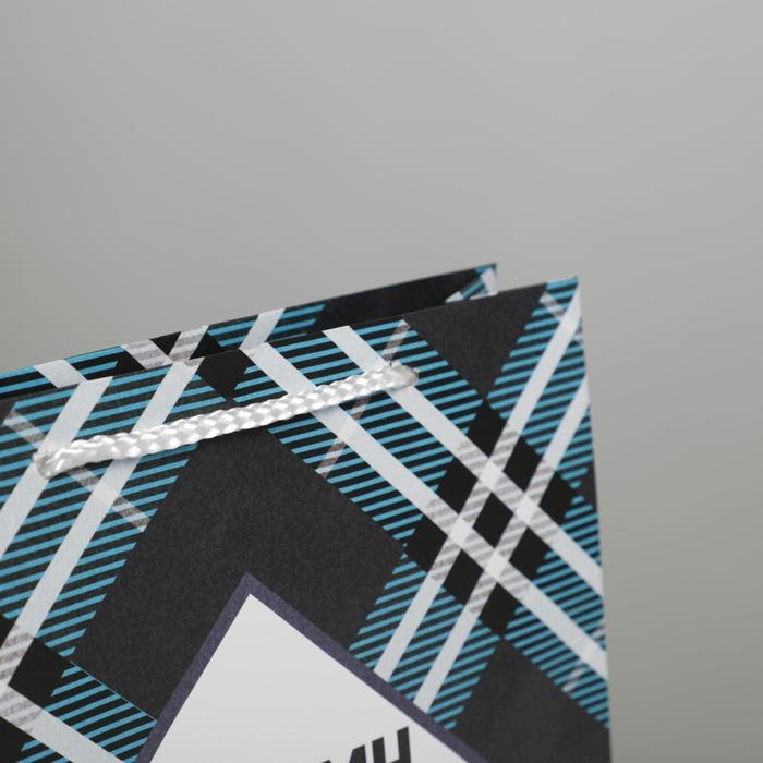 Пакет подарочный ламинированный, упаковка, &laquo;Самому лучшему мужчине&raquo;, ML 21х 25 х 8 см