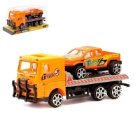 Грузовик инерционный &laquo;Эвакуатор&raquo; с машиной, цвета МИКС.