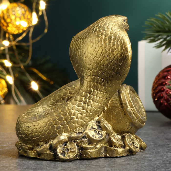 Новый год. Символ 2025. Фигура "Змея на деньгах с бочкой" старое золото, 6х6х5см
