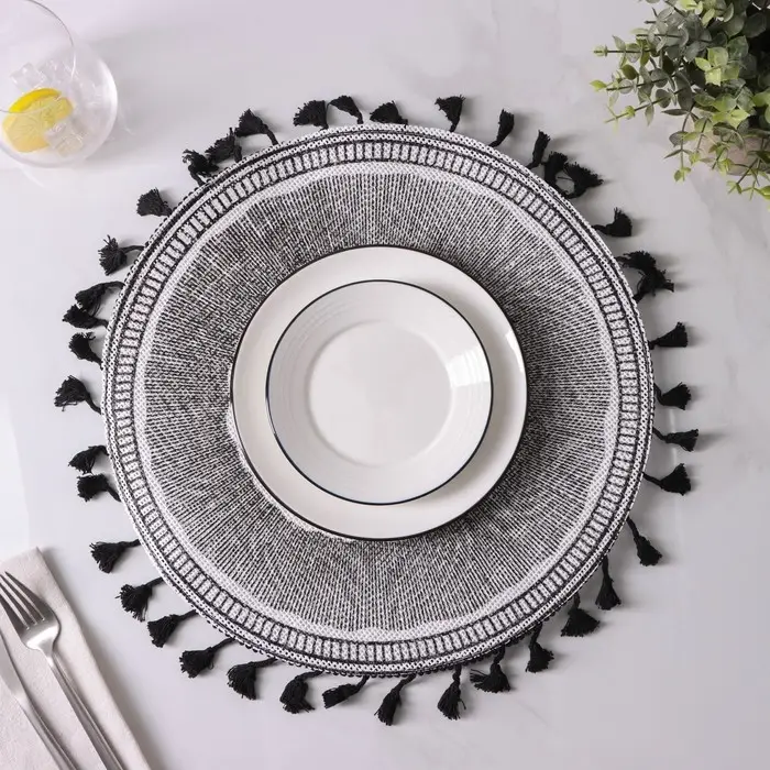 Салфетка сервировочная на стол Доляна &laquo;Солнце пустыни&raquo;, d=38 см, цвет чёрный