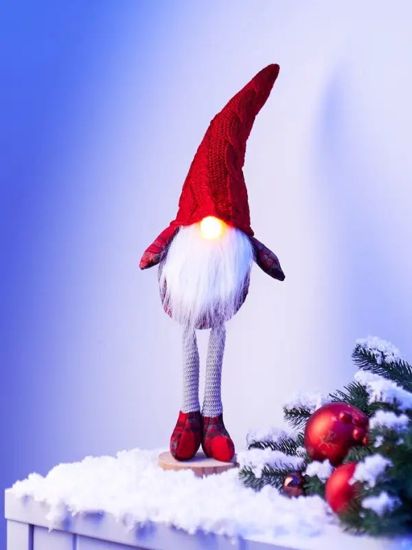 Фигура текстиль &laquo;Гном в красном&raquo; 55 см, 1 LED, от батареек AG13&times;3, свечение тёплое белое