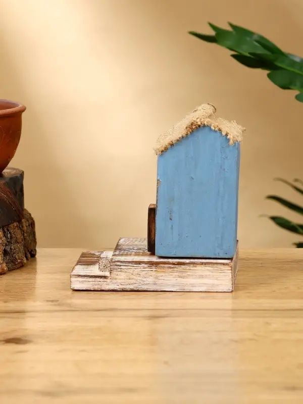 Сувенир "Дом" дерево Албезия 9х11х11 см, цв. синий