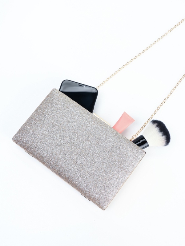 Сумка жен,  22*4*12 см, отд на фермуаре, цепь, золото