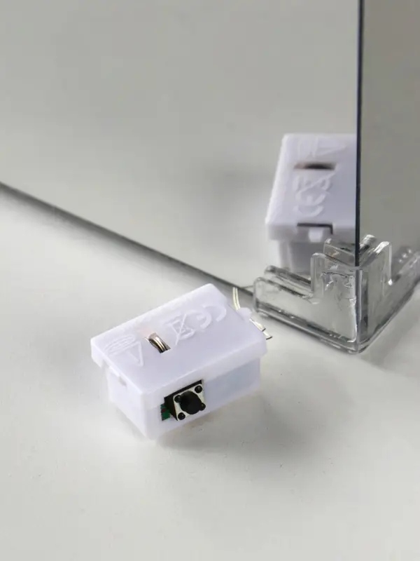 Ночник-зеркало 3D акрил "Бесконечные тюльпаны" 20 цветков в подарочном пакете 12х12х12 см