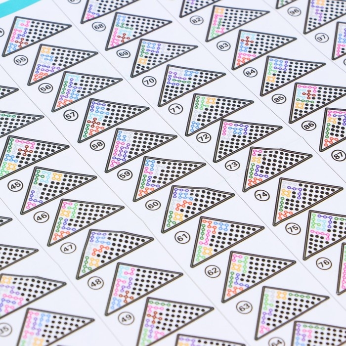 Настольная игра-головоломка на логику &laquo;ЛогикУМ&raquo;, 105 заданий, Фиксики