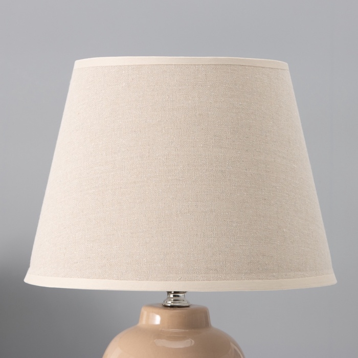 Настольная лампа с абажуром RISALUX &laquo;Августа&raquo;, Е14, 40 Вт, 22.5&times;22.5&times;36 см