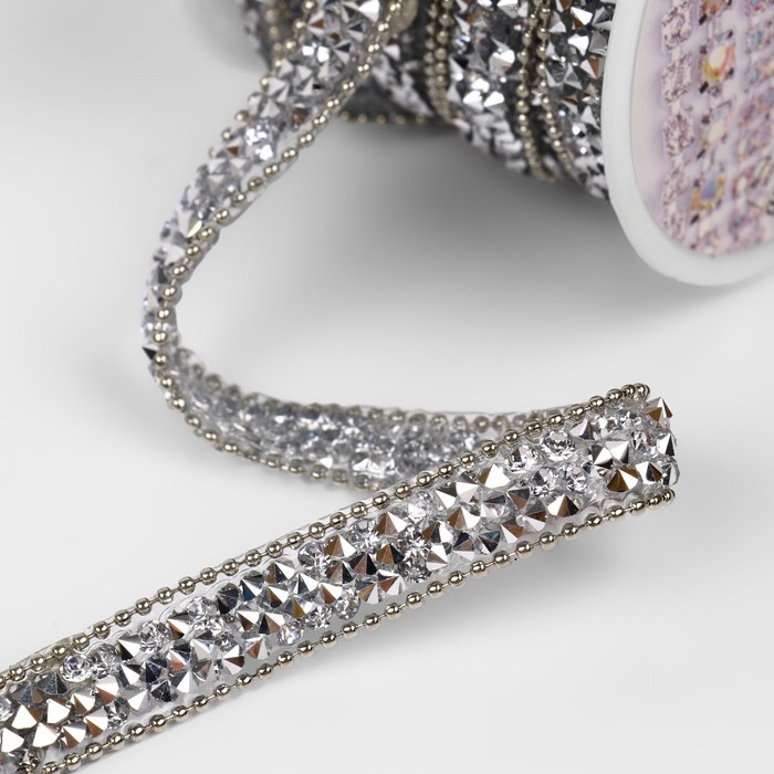 Стразы и бусины термоклеевые, ширина - 10 мм, 4,5 &plusmn; 0,5 м, цвет серебряный