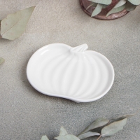 Блюдо фарфоровое Magistro &laquo;Тыковка&raquo;, d=11,2 см, цвет белый