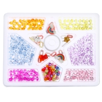 Набор для творчества &laquo;Создай украшение&raquo;, бусины, 5 видов шармов, 6+