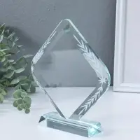 Стела наградная стекло "Ромб" площадка 17,5х18,3 см 3,5х17,5х20 см