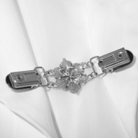 Зажим для кардигана &laquo;Цветение&raquo;, цвет чернёное серебро