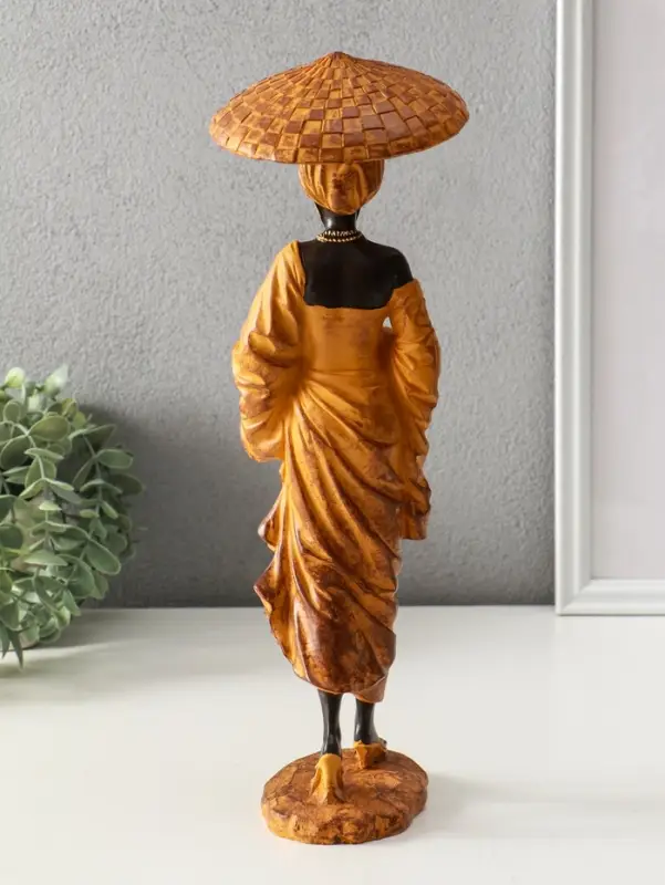 Сувенир полистоун "Африканка в горчичном наряде, в шляпе" 11,5х11,5х33,5 см