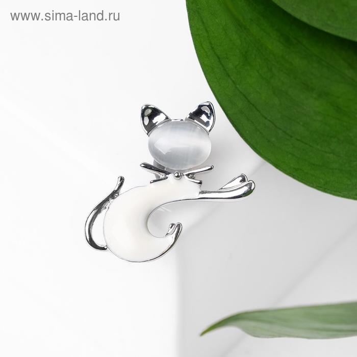 Брошь &laquo;Кошечка&raquo;, цвет белый в серебре