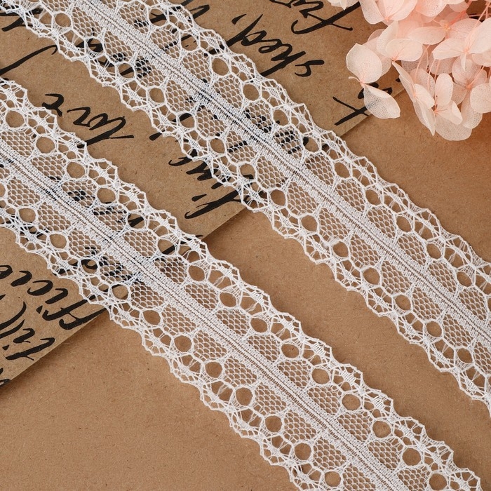 Кружево капроновое, 28 мм &times; 10 &plusmn; 1 м, цвет белый