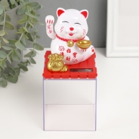 Маятник пластик "Белый Манэки-нэко со слитком Ямб" 8х8х8,5 см