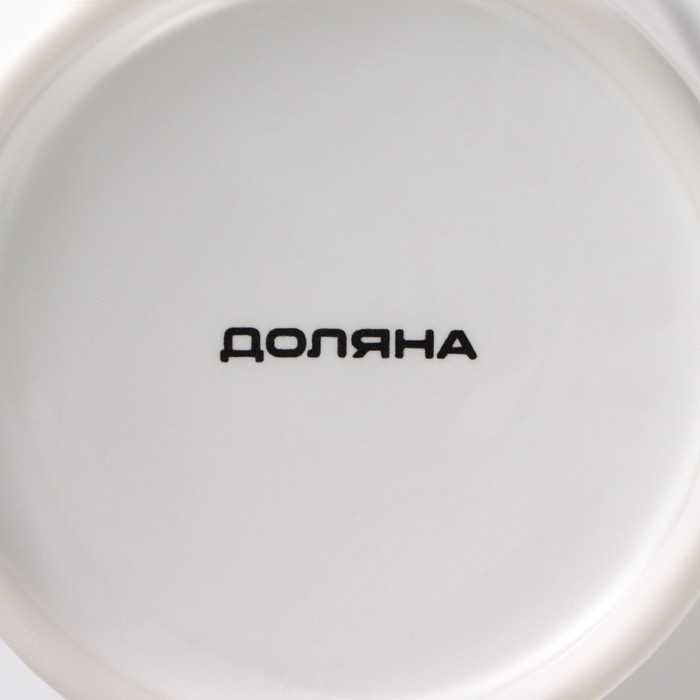 Кружка фарфоровая Доляна &laquo;Цветение любви&raquo;, 380 мл, цвет белый