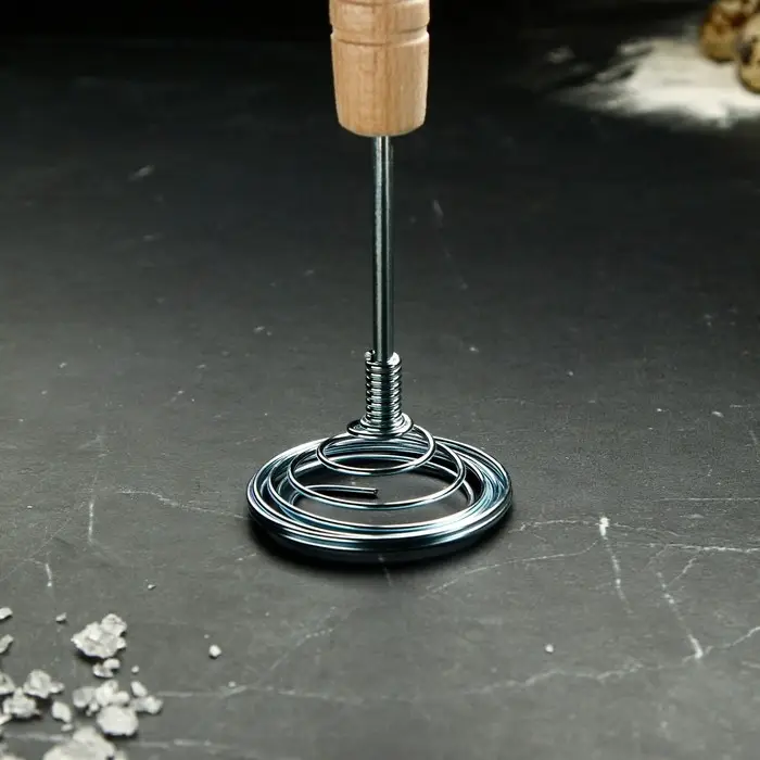 Венчик кухонный для взбивания &laquo;Шар&raquo;, 26 см, с деревянной ручкой