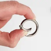 Кольцо-карабин, d=20/28 мм, толщина - 4 мм, цвет серебряный