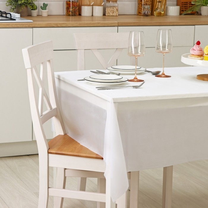 Скатерть на стол Доляна &laquo;Праздничный стол&raquo;, 137&times;183 см, толщина 30 мкм, цвет белый
