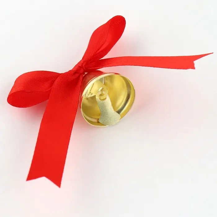 Колокольчик на булавке с бантом на Выпускной, красный, d = 2,6 см