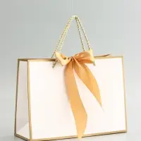 Пакет подарочный, белый, с бантом, 28 х 20 х 10 см