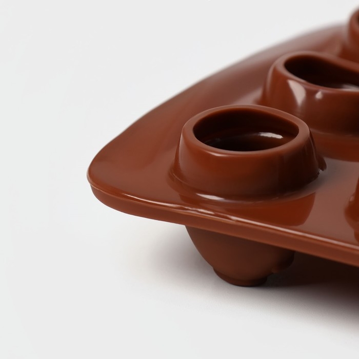 Форма для конфет и шоколада Доляна &laquo;Рондо&raquo;, силикон, 21&times;10,5&times;3 см, 15 ячеек, цвет коричневый