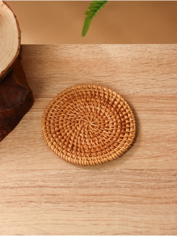 Подставка под горячее 10 см, ротанг