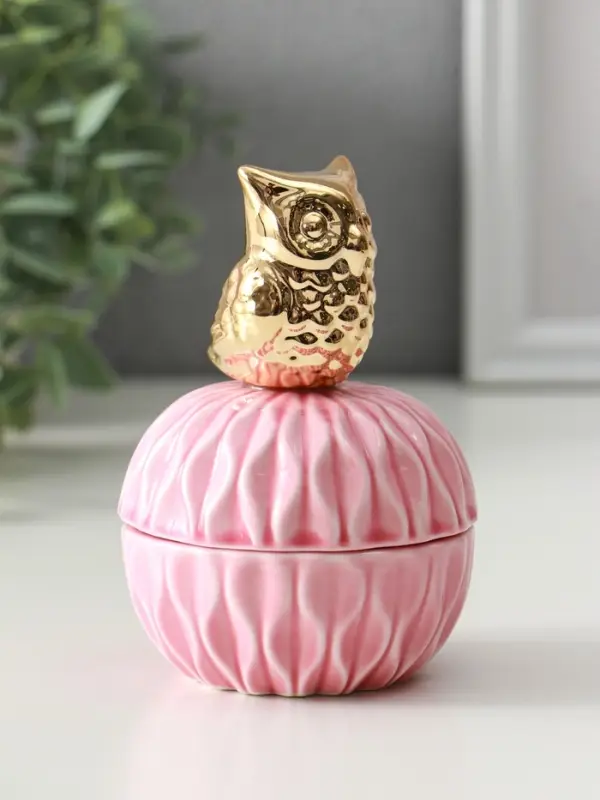 Шкатулка керамика "Золотая бабочка" розовая 8х8х9 см