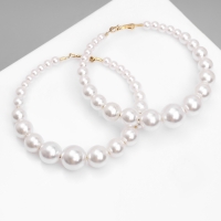 Серьги-кольца &laquo;Нежность жемчуга&raquo; кольца крупные, цвет белый в золоте, d=8 см