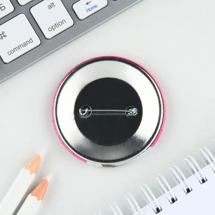 Значок&laquo;Творческая личность&raquo;, d=5,6 см